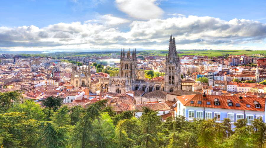 Ofrecemos una diversa selección de opciones de alquiler de coches en Burgos.